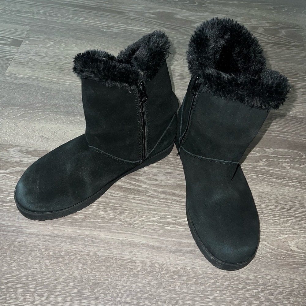 Universal Thread Cat Mid Shearling Style Black Bo… - image 3